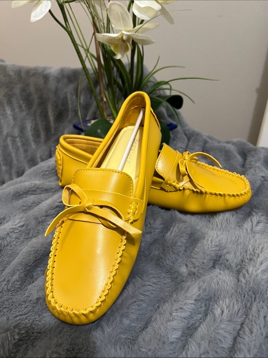 Beauseen Shoes - Beauseen Women's Yellow Leather Bow Moccasin Loafers NWOT retail $45